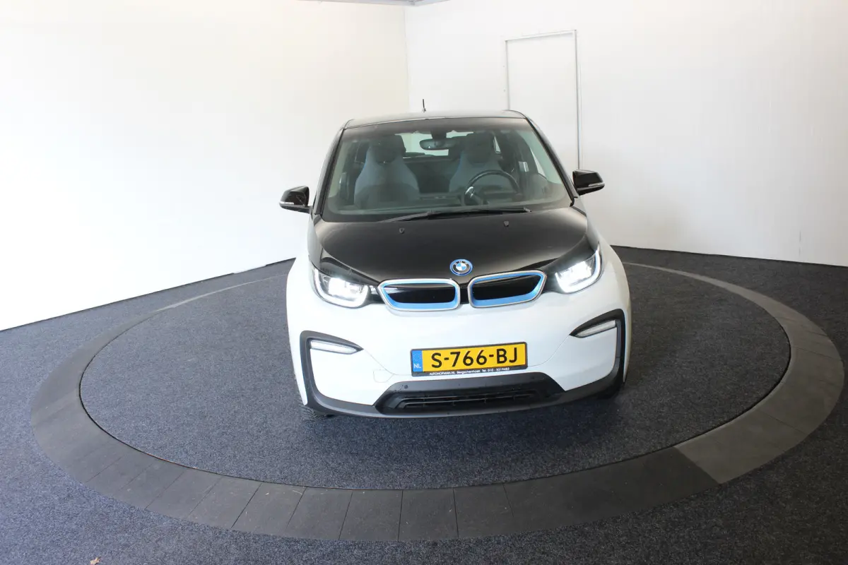 Executive 120Ah SOH 100% 42 kWh Warmtepomp CCS Snel lader Camera Stoelver. Navi