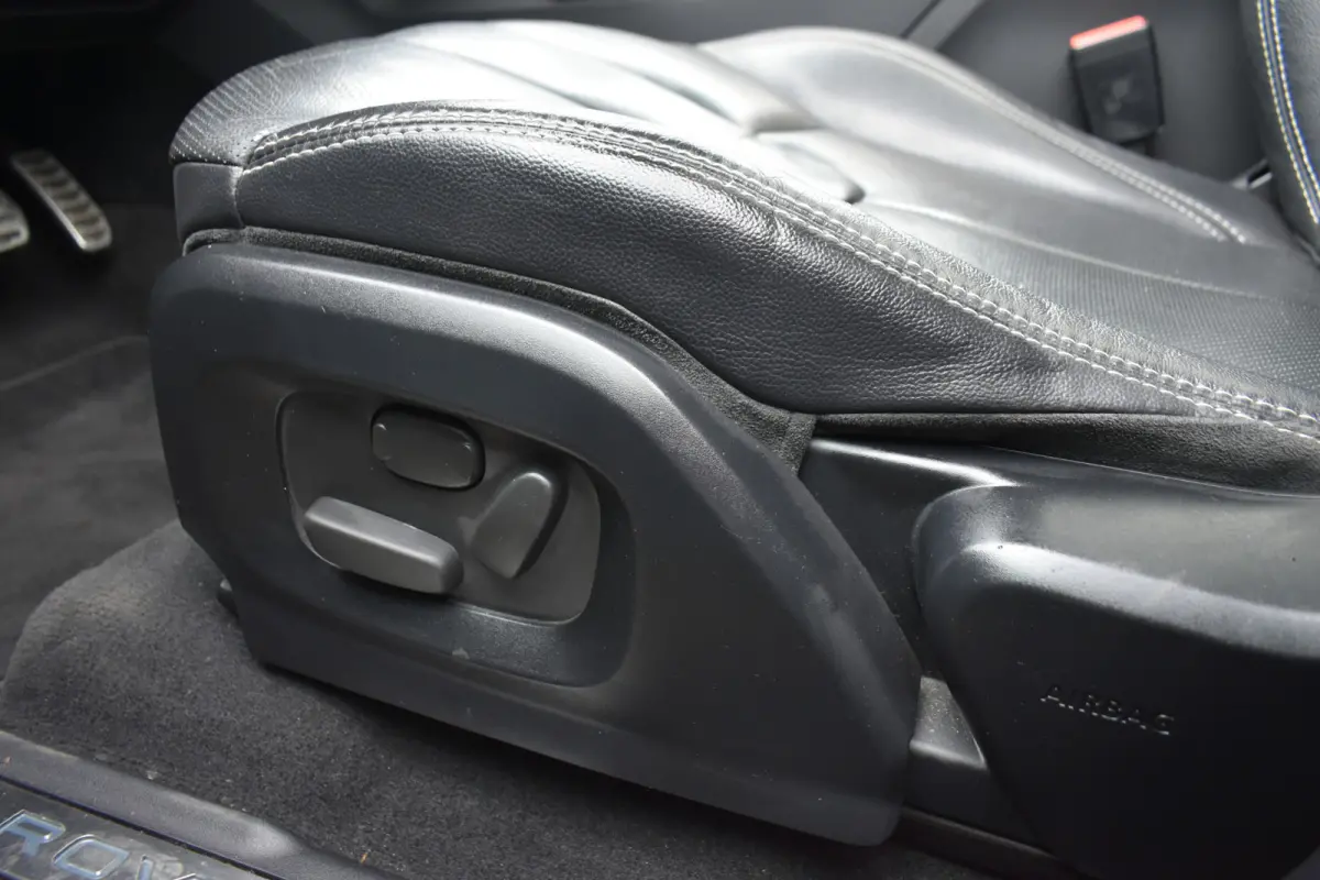 2.0 Si 4WD Black Pack Pano Camera Volleder