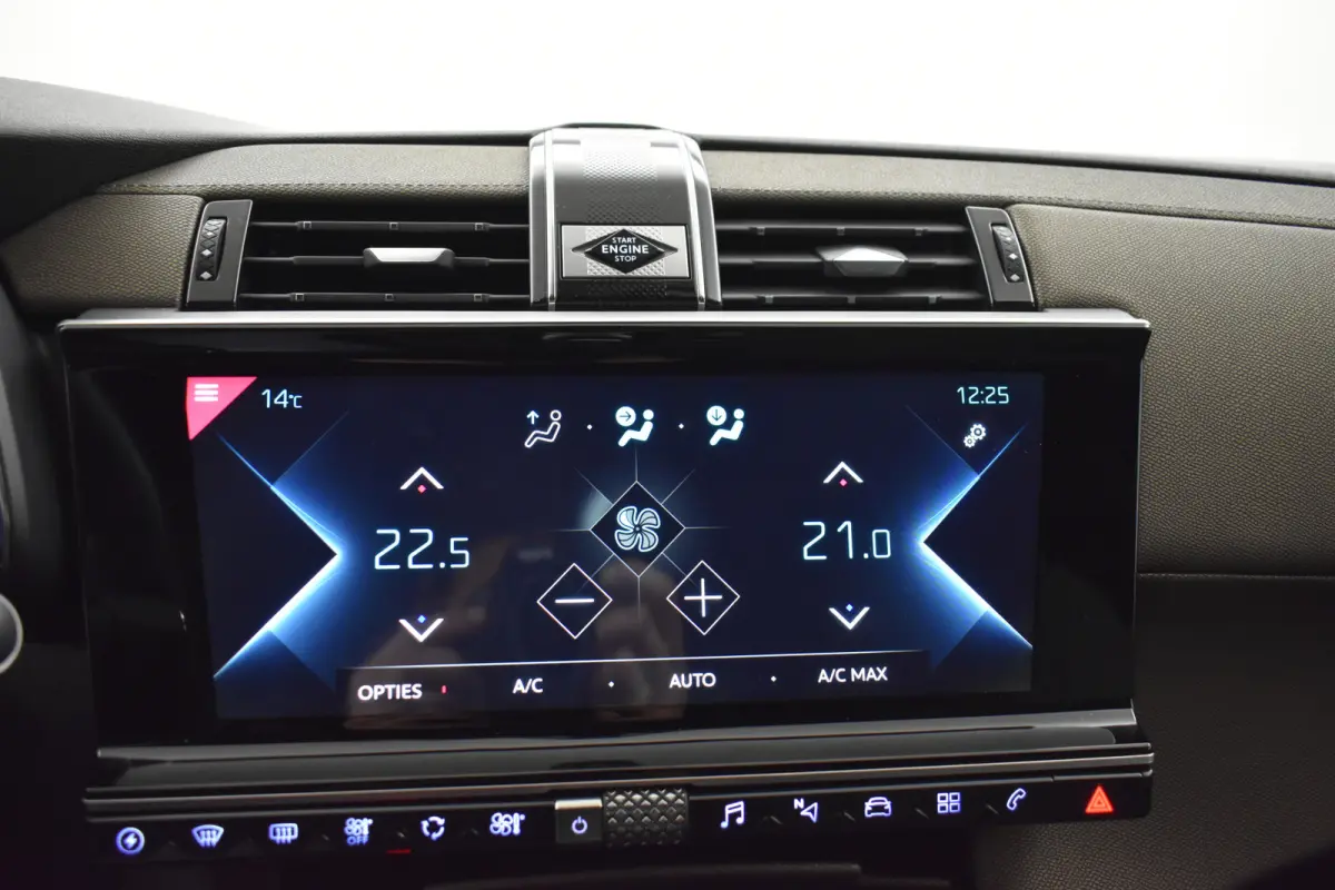 E-Tense PHEV 4x4 Bastille+