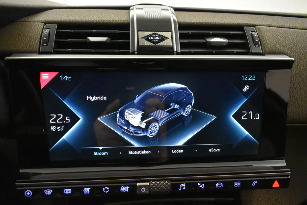 E-Tense PHEV 4x4 Bastille+