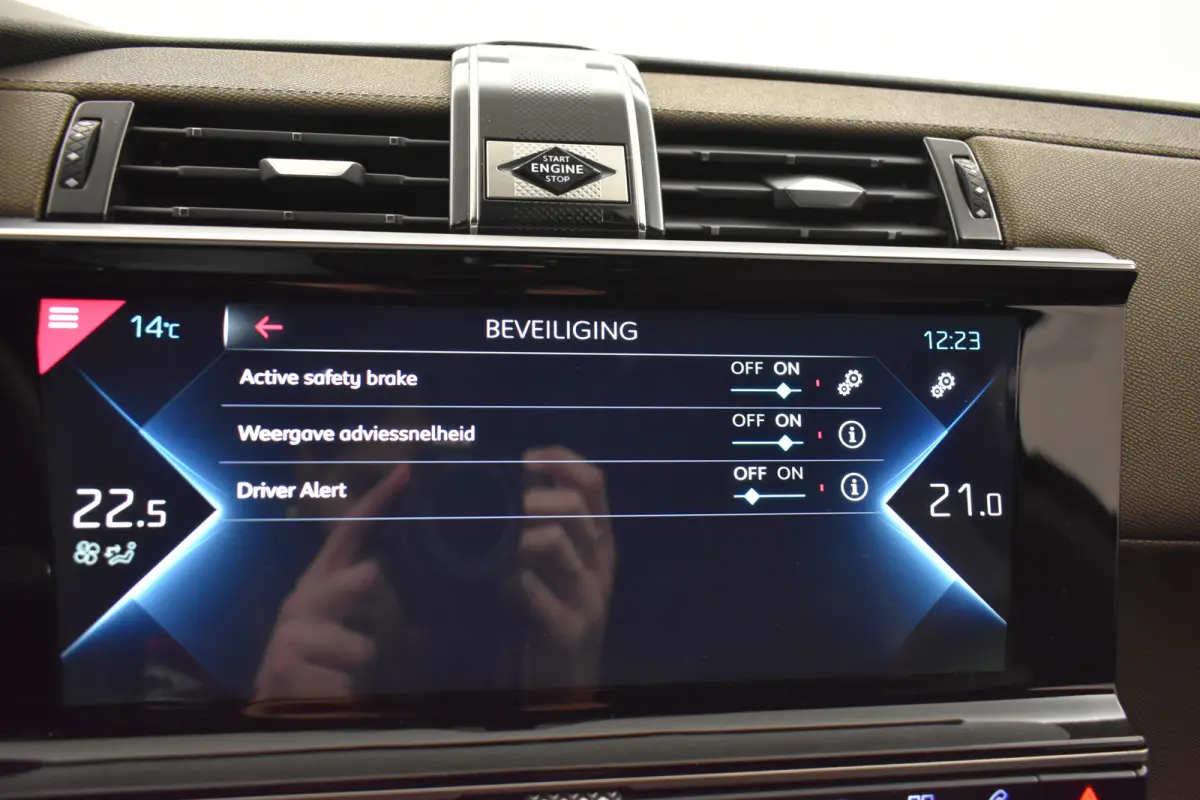 E-Tense PHEV 4x4 Bastille+