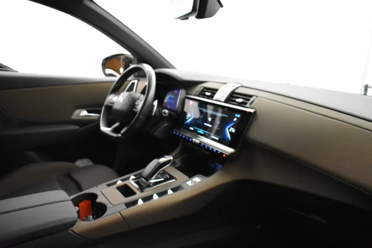 E-Tense PHEV 4x4 Bastille+