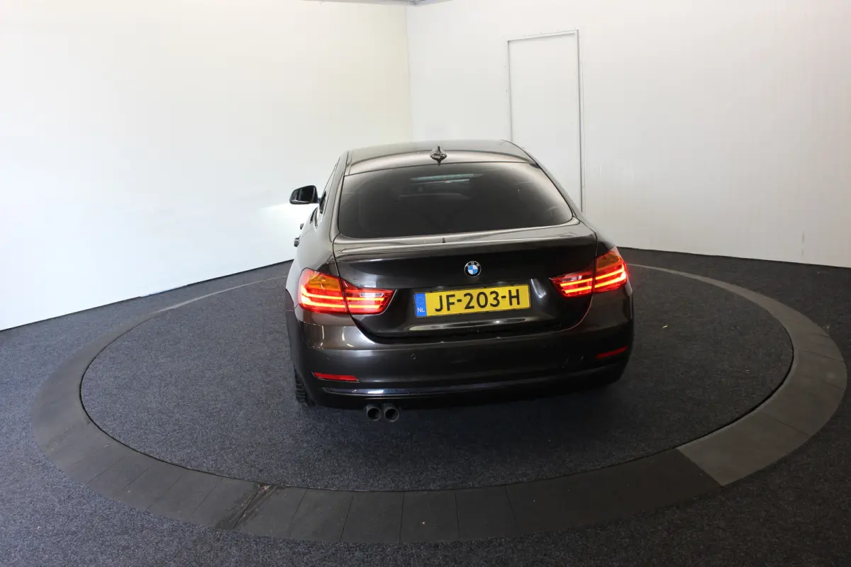 420d 181PK M-Sport Executive Groot Navi