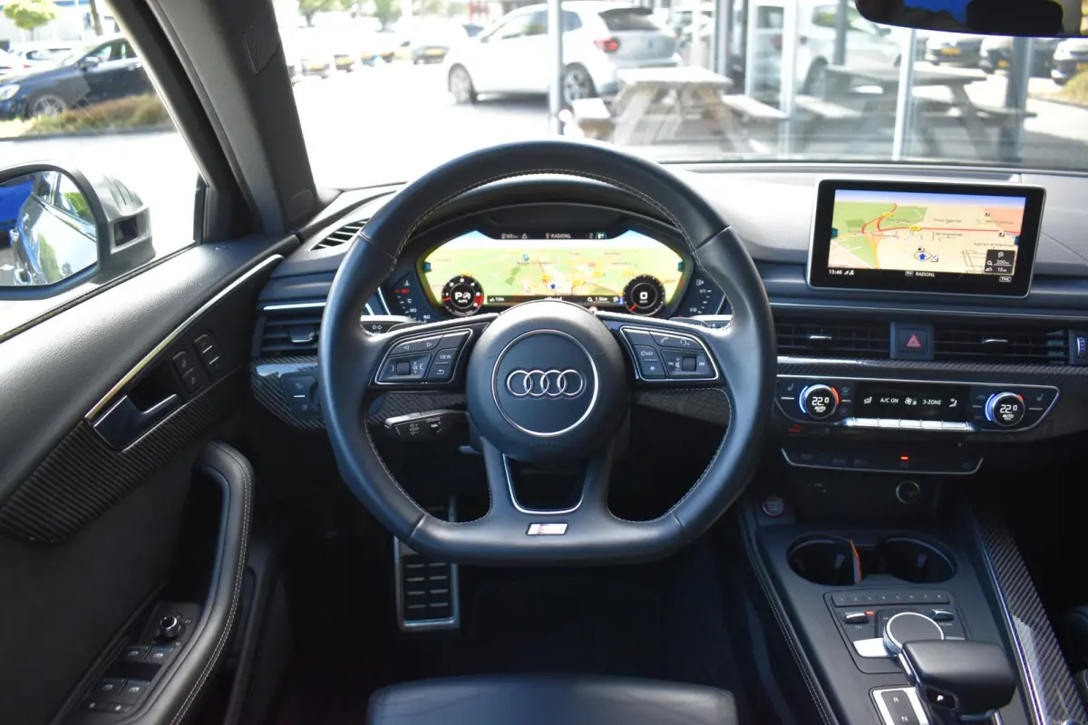 3.0 TDI S4 quattro Audi A4 Avant 3.0 TDI S4 quattro