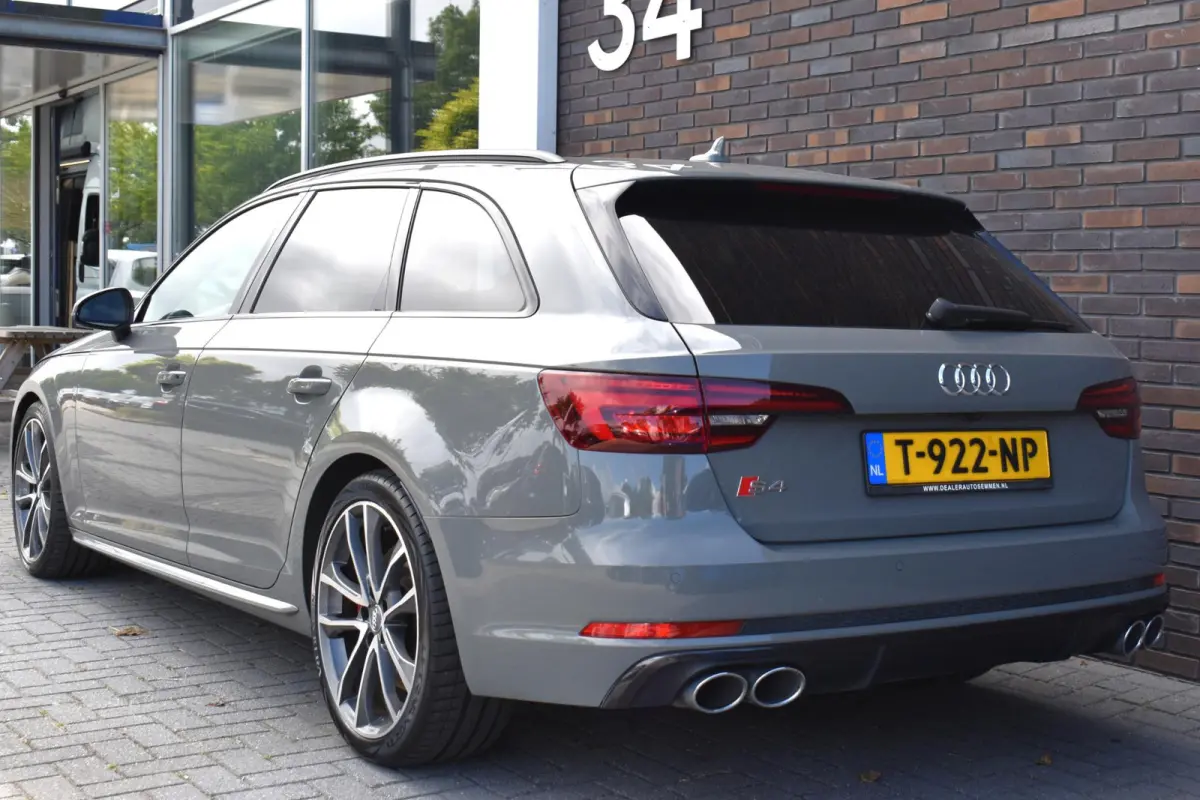 3.0 TDI S4 quattro Audi A4 Avant 3.0 TDI S4 quattro