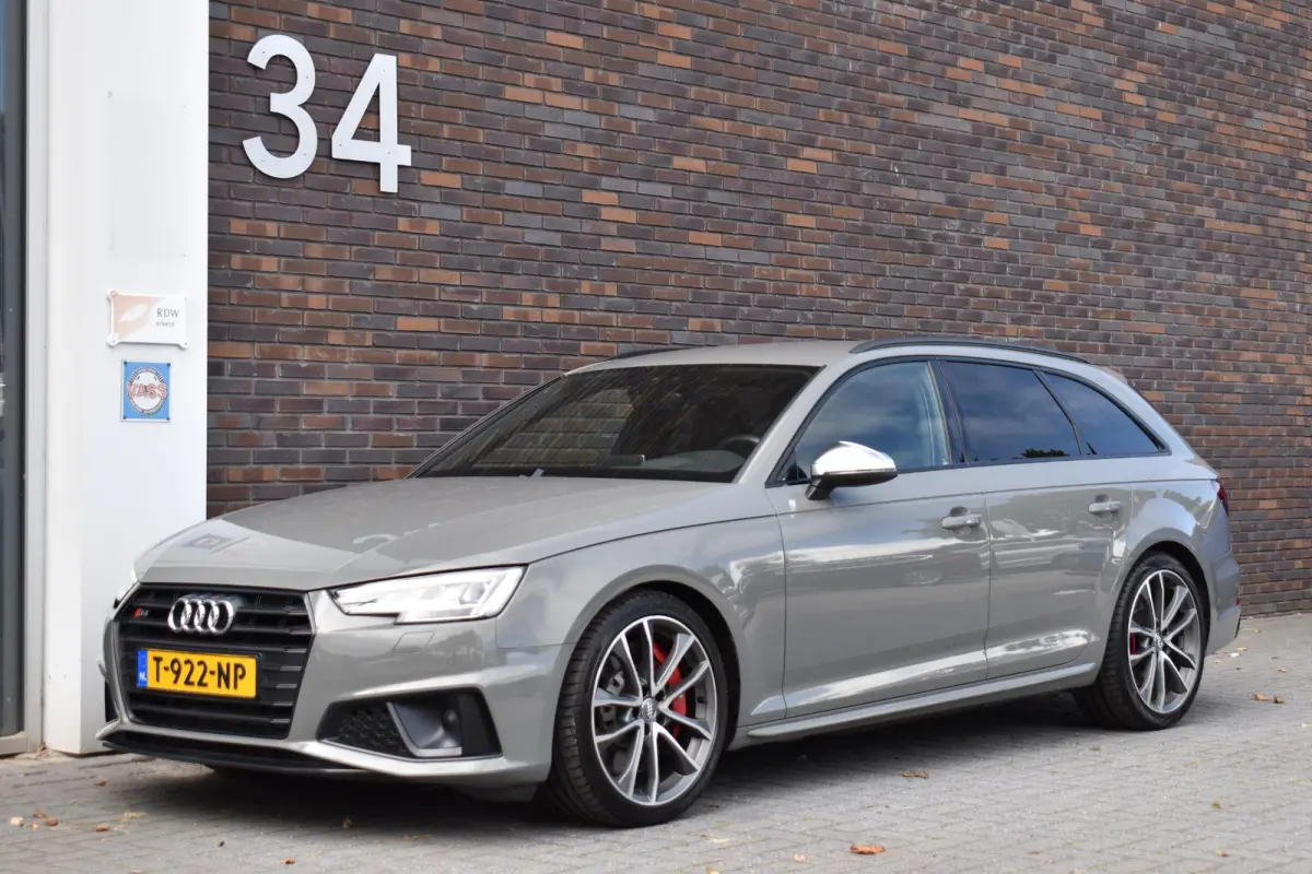 3.0 TDI S4 quattro Audi A4 Avant 3.0 TDI S4 quattro