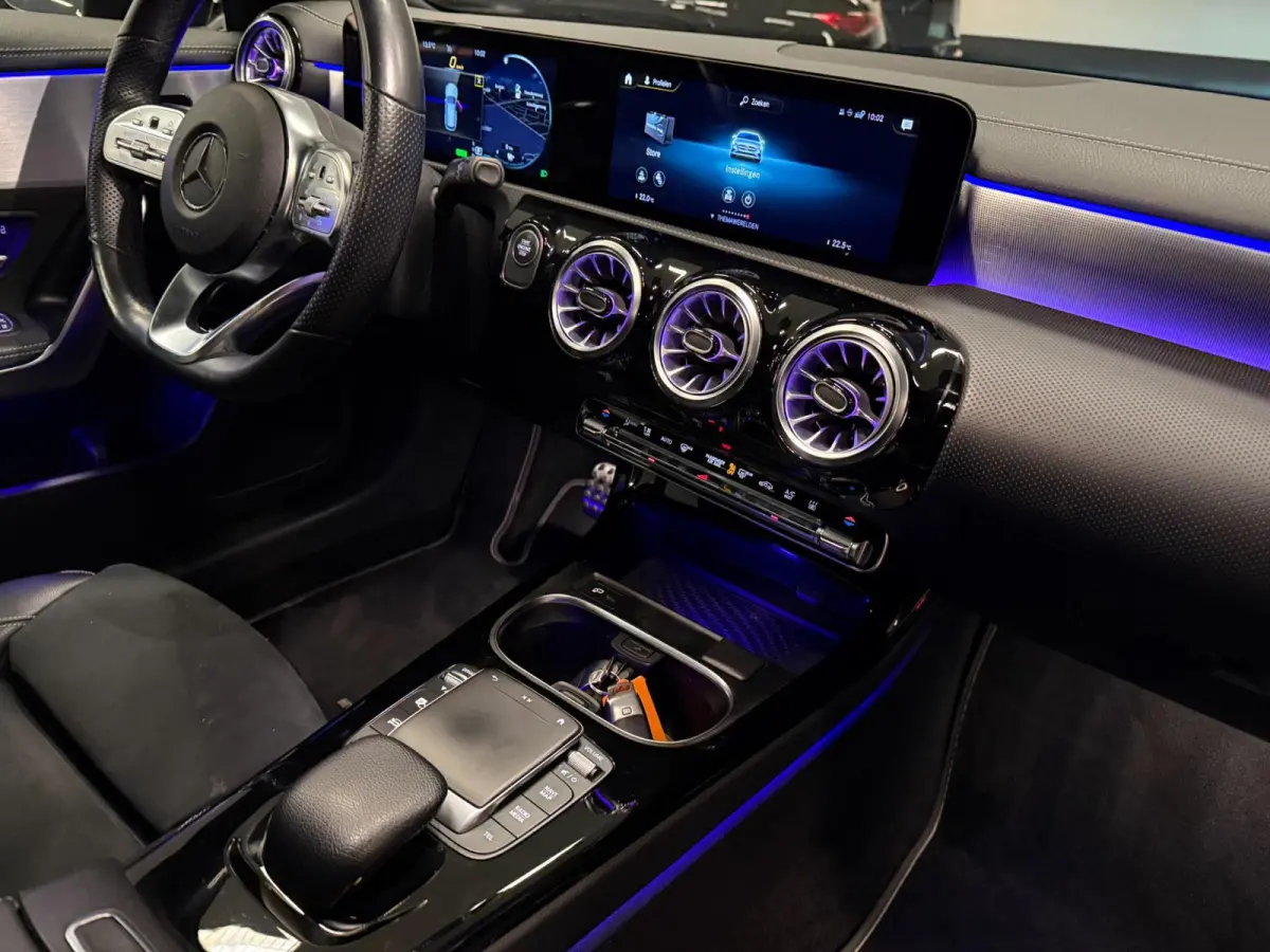 250 e AMG PREMIUM 218PK SOH-TEST/SFEERVERL/NAVI/DAB/LED/V-COCKPIT/CARPLAY///