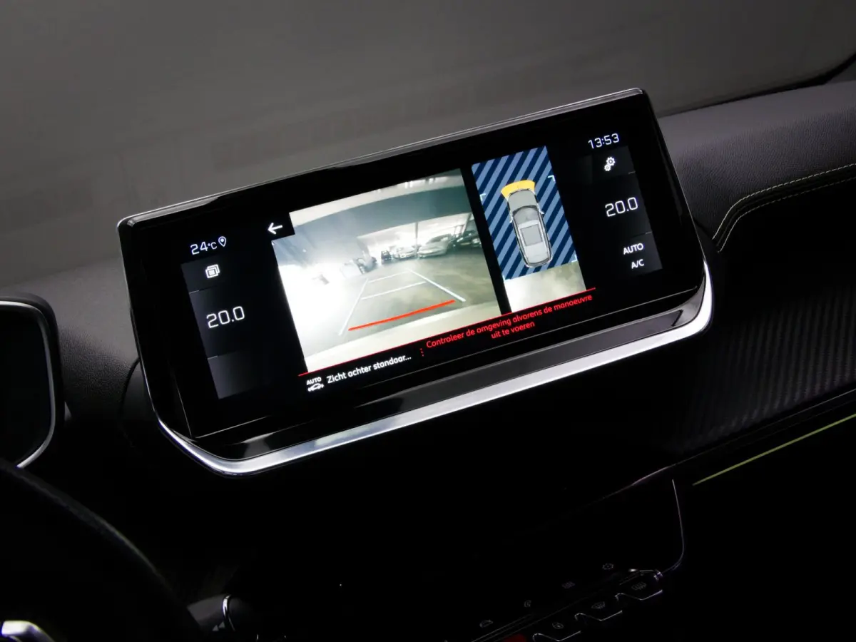 1.2 PureTech GT (SFEERVERLICHTING, APPLE CARPLAY/ANDROID AUTO, ACHTERUITRIJCAMERA, NAVIGATIESYSTEEM, CRUISE CONTROL)