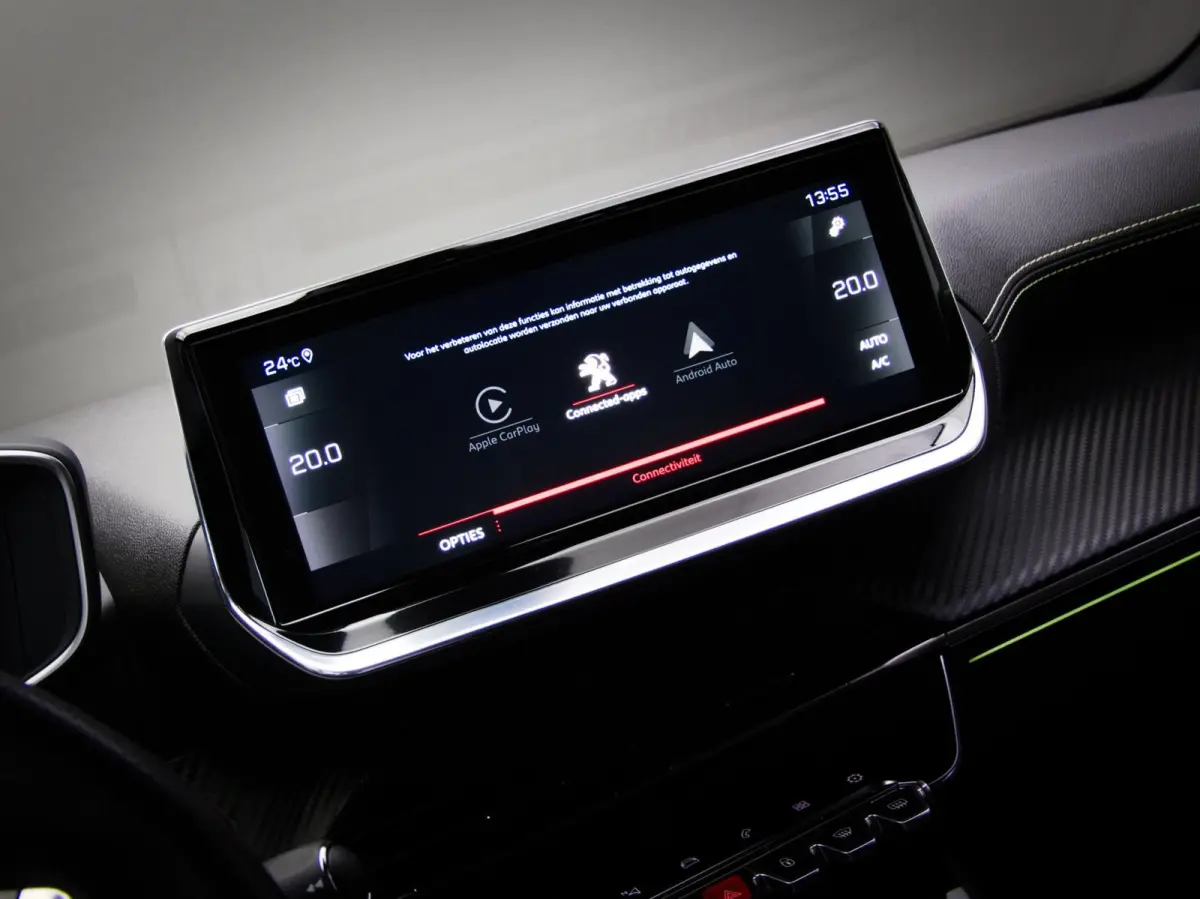 1.2 PureTech GT (SFEERVERLICHTING, APPLE CARPLAY/ANDROID AUTO, ACHTERUITRIJCAMERA, NAVIGATIESYSTEEM, CRUISE CONTROL)
