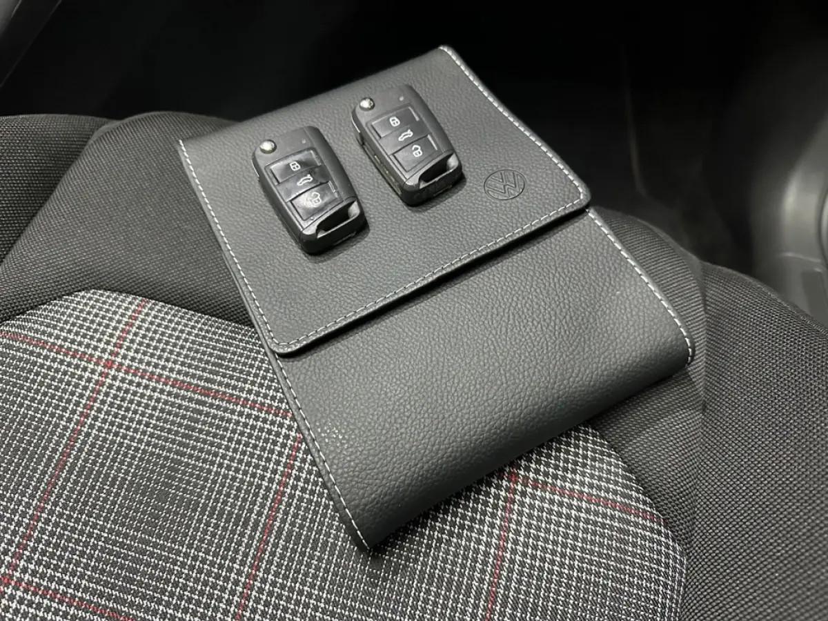 2.0 GTI 2023 PANO IQ
