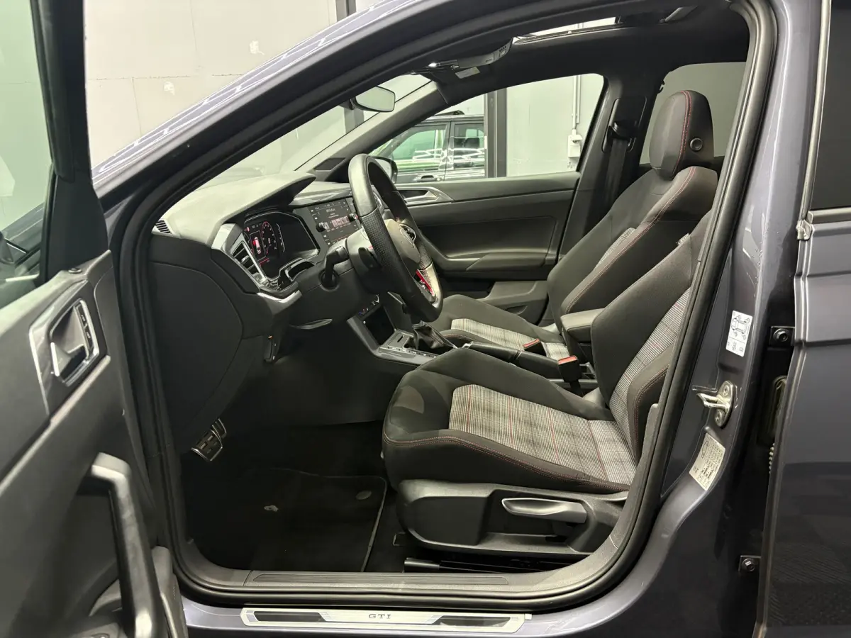 2.0 GTI 2023 PANO IQ
