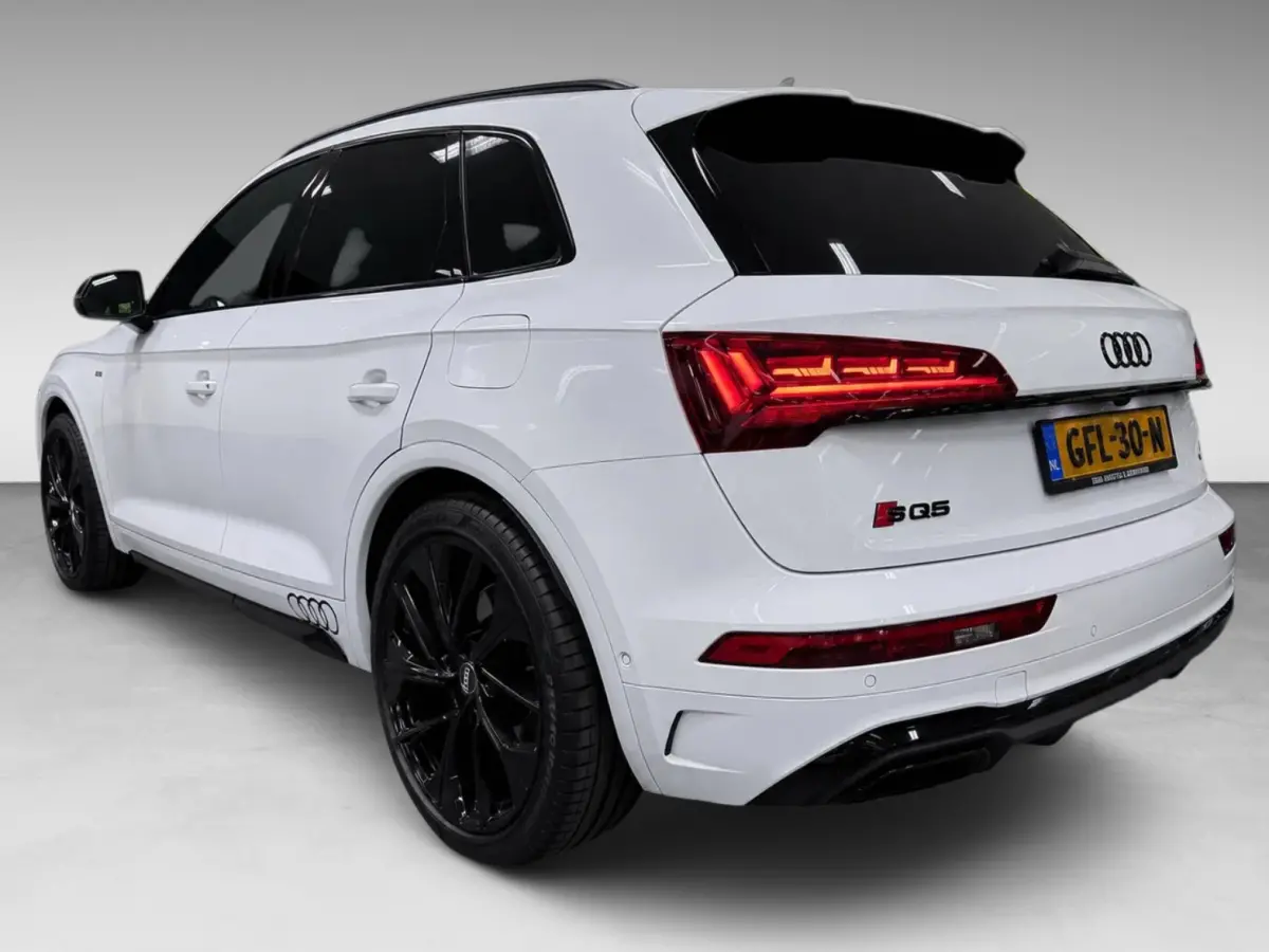 55 TFSI e SQ5 367PK 3X S-LINE 21'' SOH-TEST/BLACK-LINE PANO/B&O/H-UP/LUCHTVERING/MASSAGE STOELEN/FULL-OPTION!!!