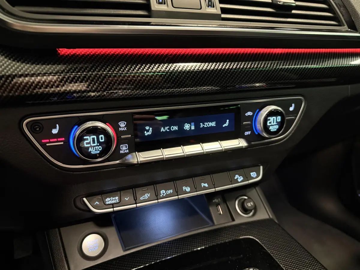 55 TFSI e SQ5 367PK 3X S-LINE 21'' SOH-TEST/BLACK-LINE PANO/B&O/H-UP/LUCHTVERING/MASSAGE STOELEN/FULL-OPTION!!!
