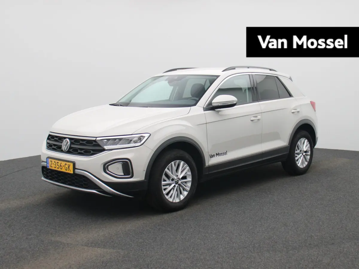 1.0 TSI Life | Navigatie | Draadloze Apple Carplay | Adaptieve cruise control | Travel Assist | LED verlichting |