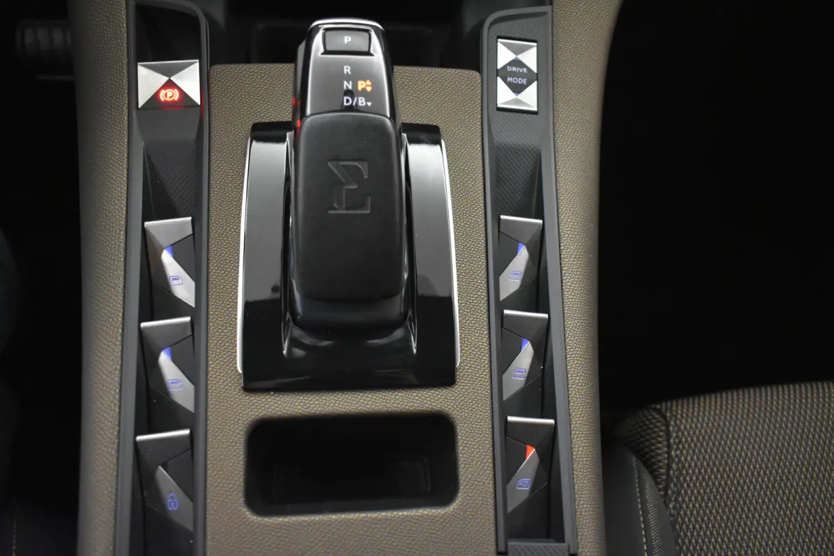 E-Tense PHEV 4x4 Bastille+