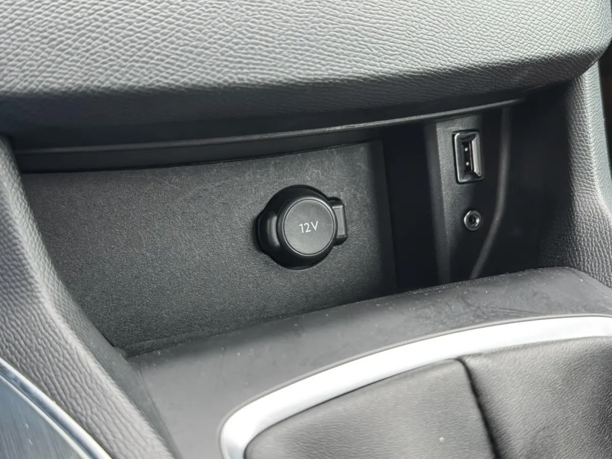1.2 PureTech Allure Leder/alcantara Led koplampen Camera Cruise Navigatie