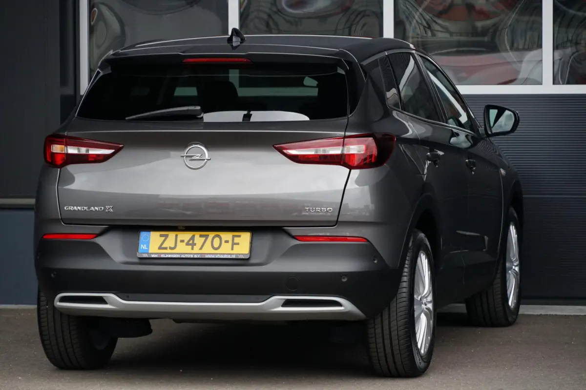 1.2 Turbo Innovation, keyless, CarPlay, cam.
