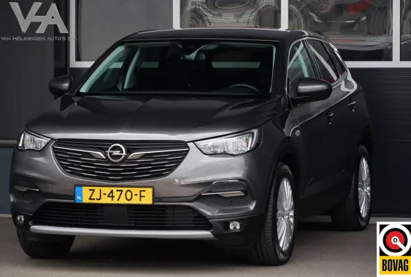 1.2 Turbo Innovation, keyless, CarPlay, cam.