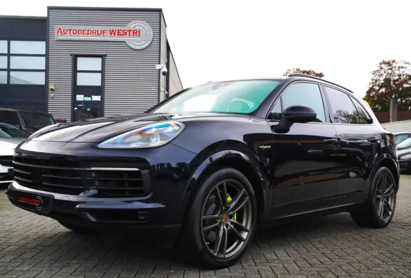 3.0 E-Hybrid | Sport Chrono | Bose Sound | Panorama | Luchtvering | Trekhaak | Adaptieve Cruise | 360 camera | NAP