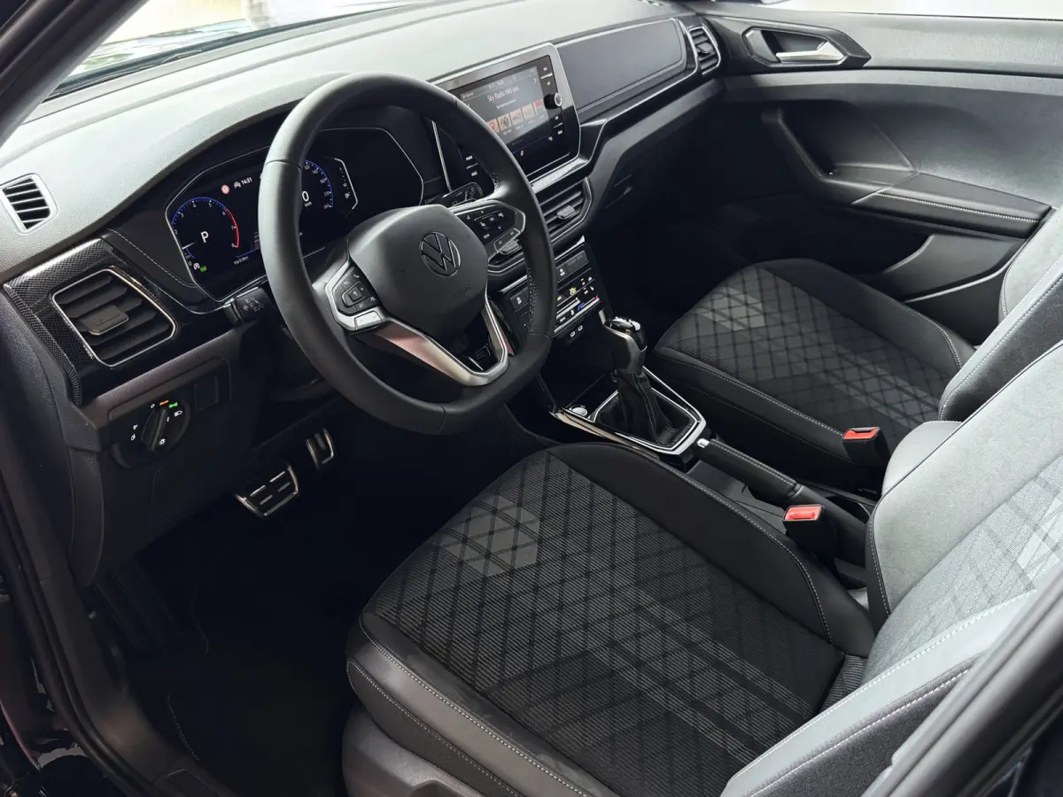 ✅NIEUWE AUTO✅ TSI 115PK R-LINE EDITION TREKHAAK LED LMV IQ CAMERA STOELVERW ✅2025 ✅ ✅Top Auto's Wijchen , 30 Jaar Specialist in Volkswagen  : Alle Type's : R-Line Edition / Style /