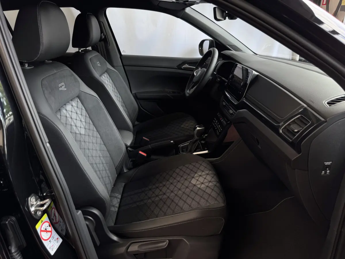 ✅NIEUWE AUTO✅ TSI 115PK R-LINE EDITION TREKHAAK LED LMV IQ CAMERA STOELVERW ✅2025 ✅ ✅Top Auto's Wijchen , 30 Jaar Specialist in Volkswagen  : Alle Type's : R-Line Edition / Style /