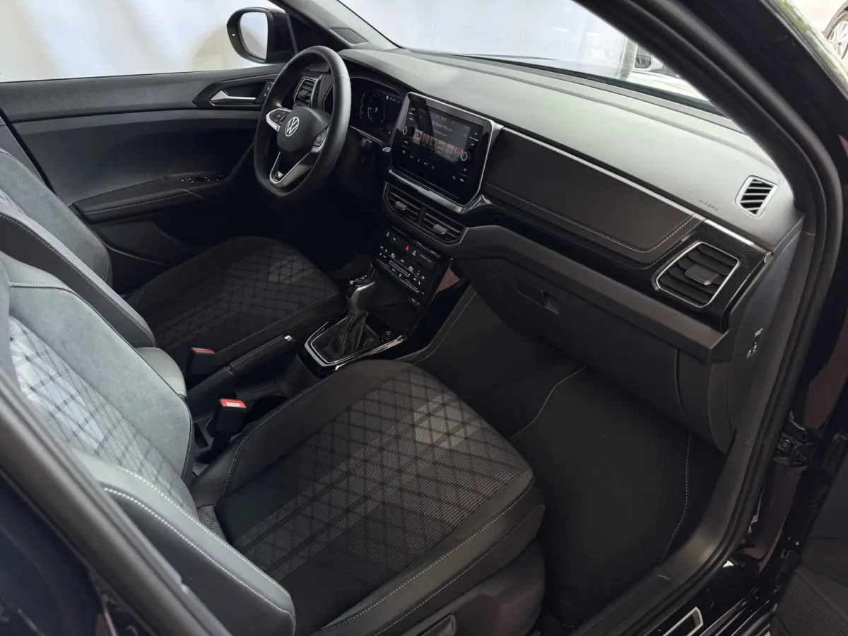 ✅NIEUWE AUTO✅ TSI 115PK R-LINE EDITION TREKHAAK LED LMV IQ CAMERA STOELVERW ✅2025 ✅ ✅Top Auto's Wijchen , 30 Jaar Specialist in Volkswagen  : Alle Type's : R-Line Edition / Style /