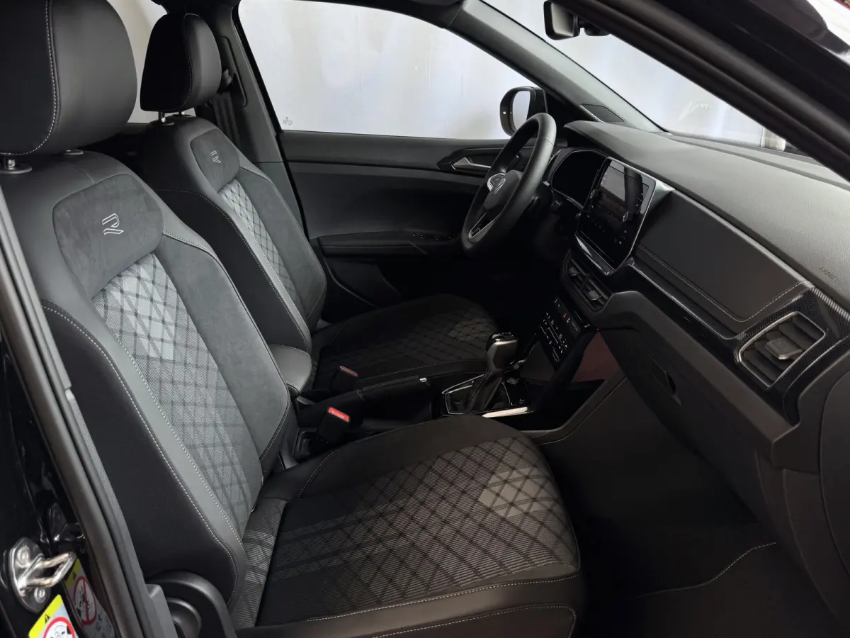 ✅NIEUWE AUTO✅ TSI 115PK R-LINE EDITION TREKHAAK LED LMV IQ CAMERA STOELVERW ✅2025 ✅ ✅Top Auto's Wijchen , 30 Jaar Specialist in Volkswagen  : Alle Type's : R-Line Edition / Style /