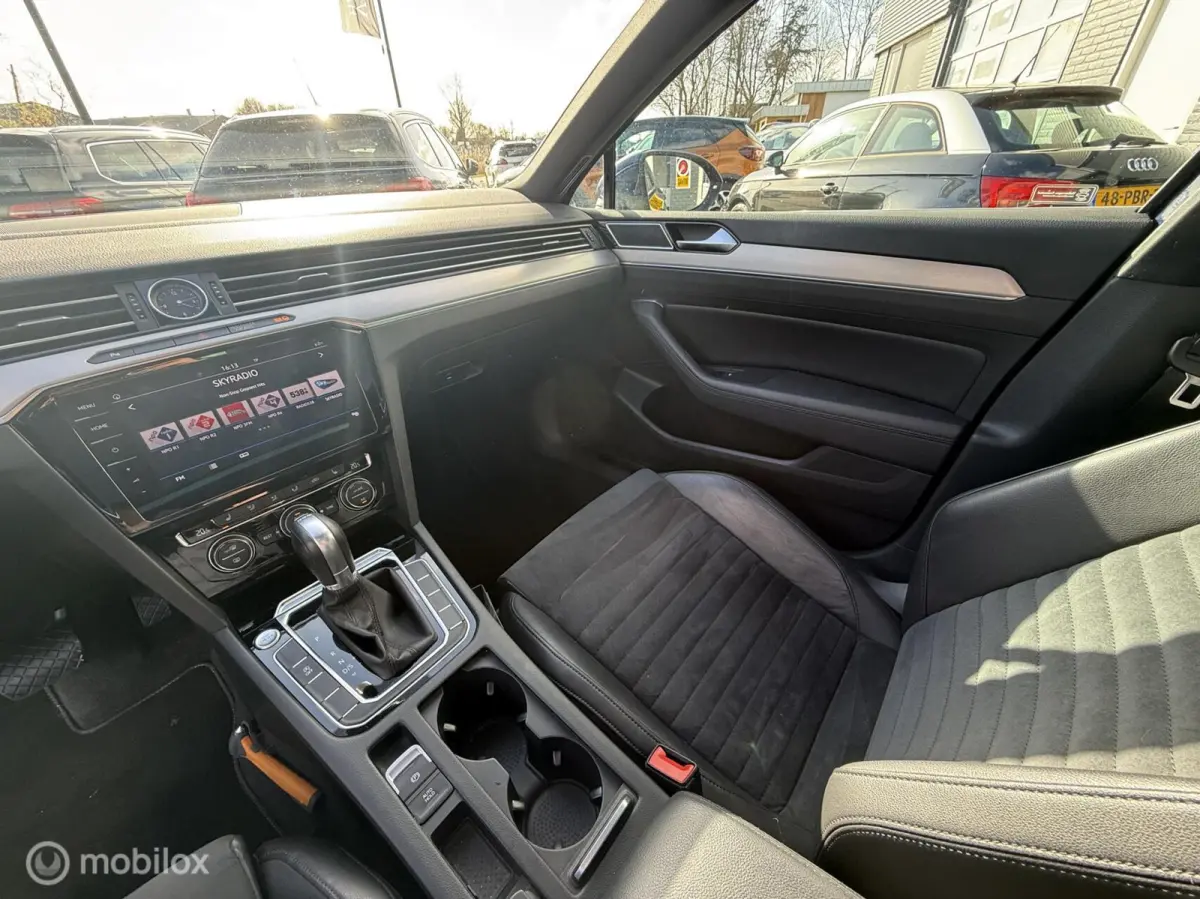 1.4 TSI Highline Business R, Trekhaak, Panodak, apk 10.2026