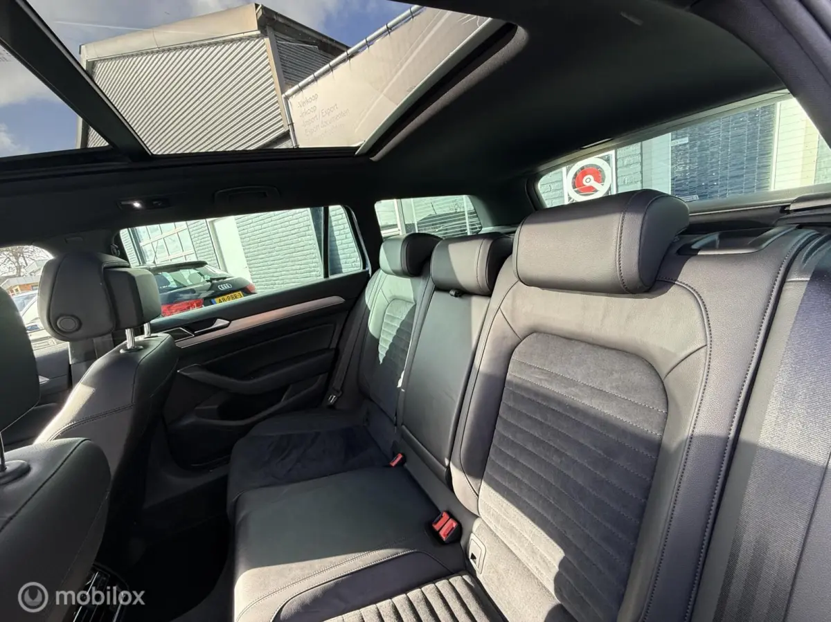 1.4 TSI Highline Business R, Trekhaak, Panodak, apk 10.2026