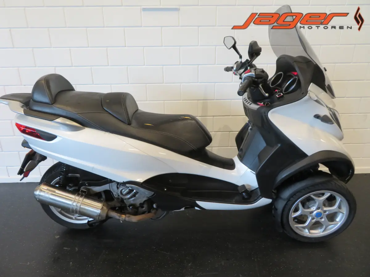 Piaggio MP3 2018 Overig Onbekend leasen