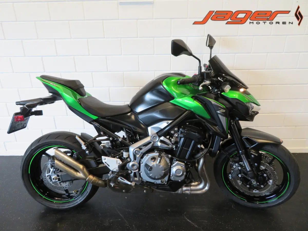 Kawasaki Z 900 2018 Benzine Onbekend leasen
