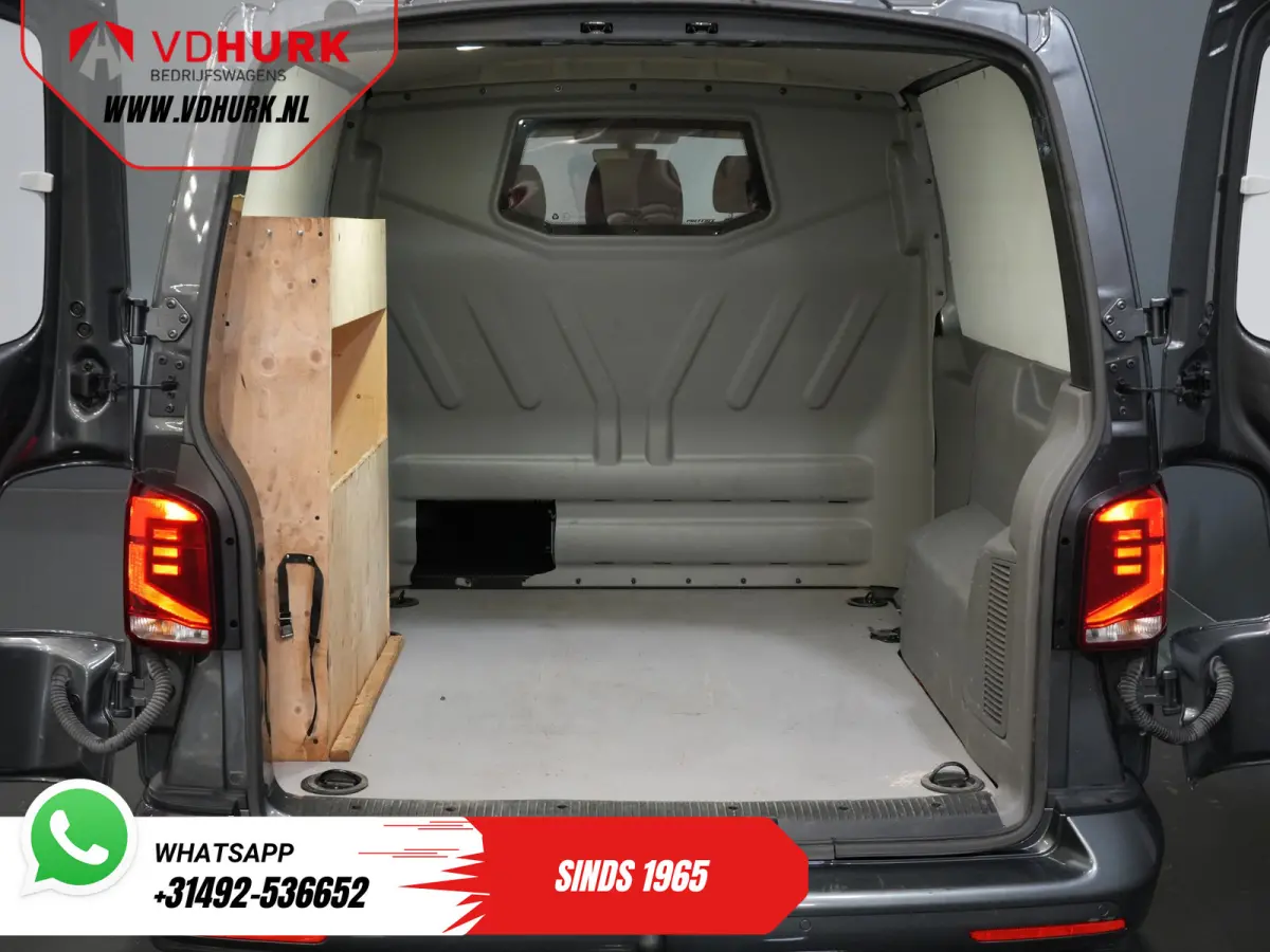 2.0 TDI 150 pk DSG Aut. L2 DC Dubbel Cabine MIXTO/ LED/ Adapt.Cruise/ Standkachel/ Stoelverw./ Carplay/ Camera/ PDC/ LMV/ Trekhaak/ Airco