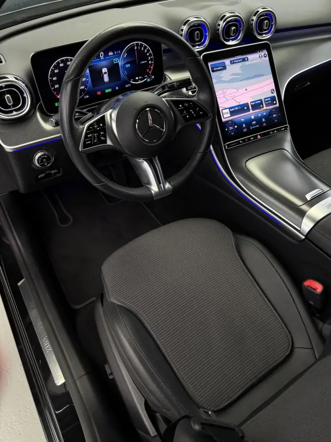 300 e Luxury Line Camera CarPlay BTW
