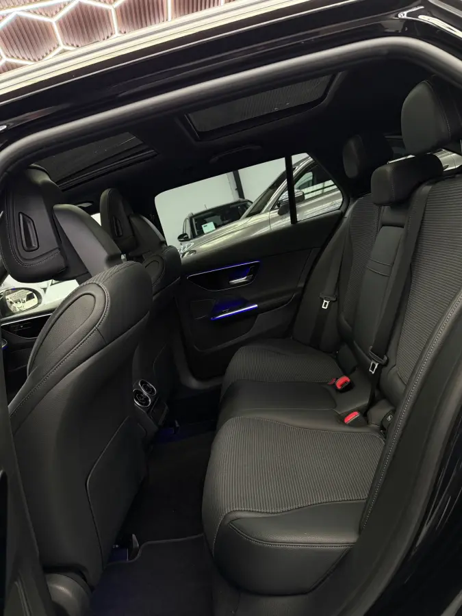 300 e Luxury Line Camera CarPlay BTW