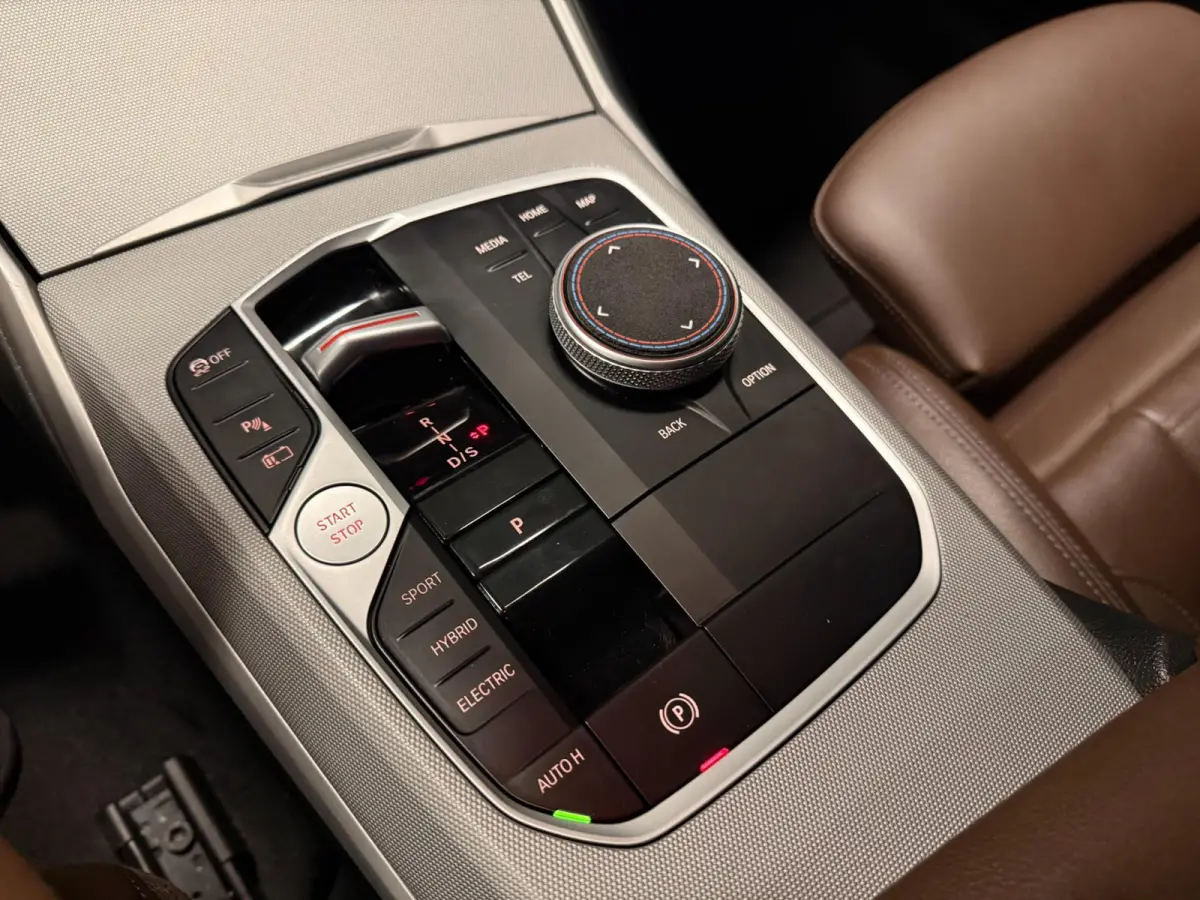320e SPORT FACELIFT 19'' SOH-TEST/NAVI/LED/DAB/CARPLAY/ECC/PDC/CRUISE/V-COCKPIT/LEDER///