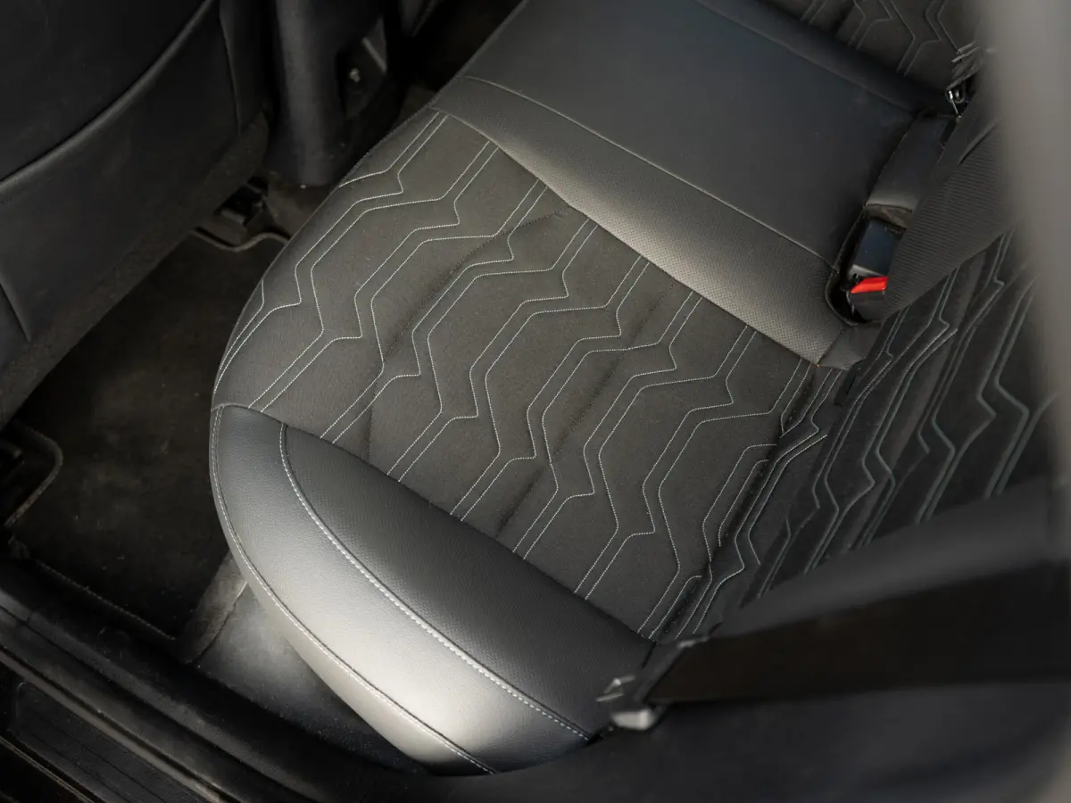 1.0 T-GDi MHEV Design Edition | Op Voorraad | Camera | Apple Carplay | Adapt. Cruise | Stoel&Stuur Verwarming | Navi | Keyless