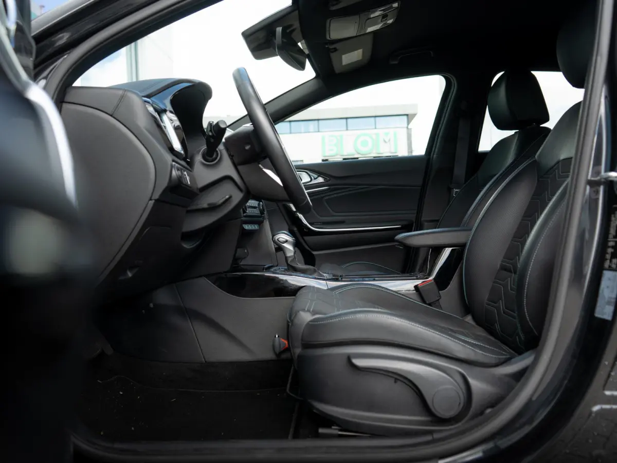 1.0 T-GDi MHEV Design Edition | Op Voorraad | Camera | Apple Carplay | Adapt. Cruise | Stoel&Stuur Verwarming | Navi | Keyless