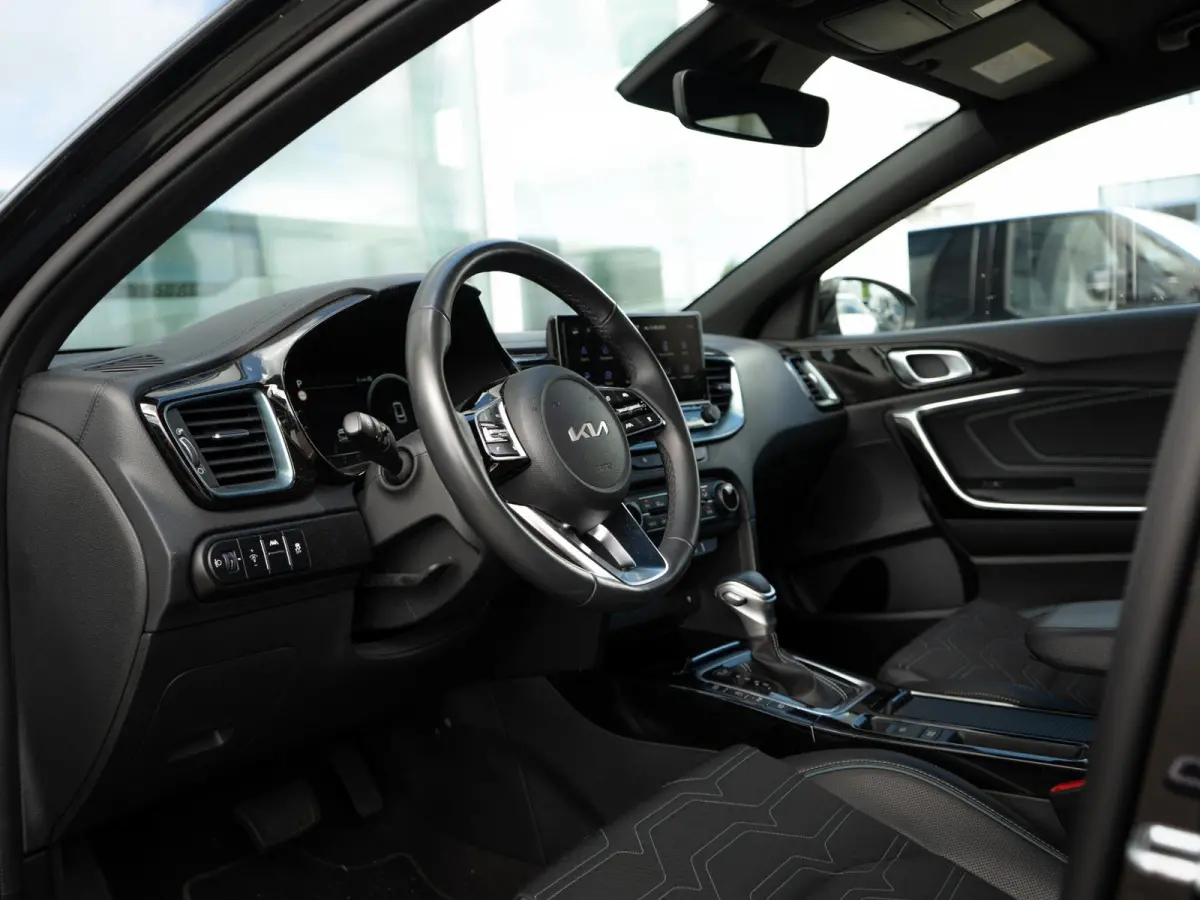 1.0 T-GDi MHEV Design Edition | Op Voorraad | Camera | Apple Carplay | Adapt. Cruise | Stoel&Stuur Verwarming | Navi | Keyless