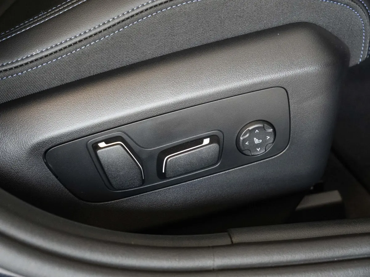 M60 xDrive | M Sportpakket Pro | Innovation Pack | Travel Pack | Comfort Pack | Showroom Selection