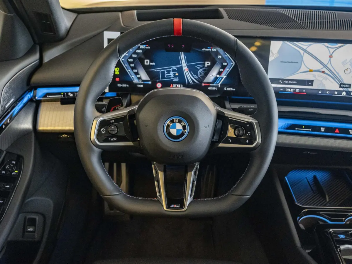 M60 xDrive | M Sportpakket Pro | Innovation Pack | Travel Pack | Comfort Pack | Showroom Selection