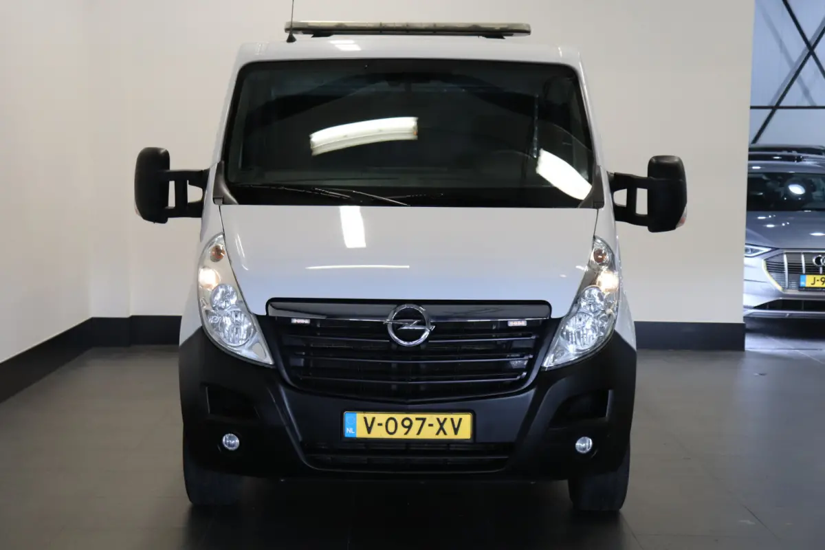 2.3 CDTI BiTurbo L2 Openlaadbak - Airco - Navi - HIAB kraan - € 17.950,- Excl.