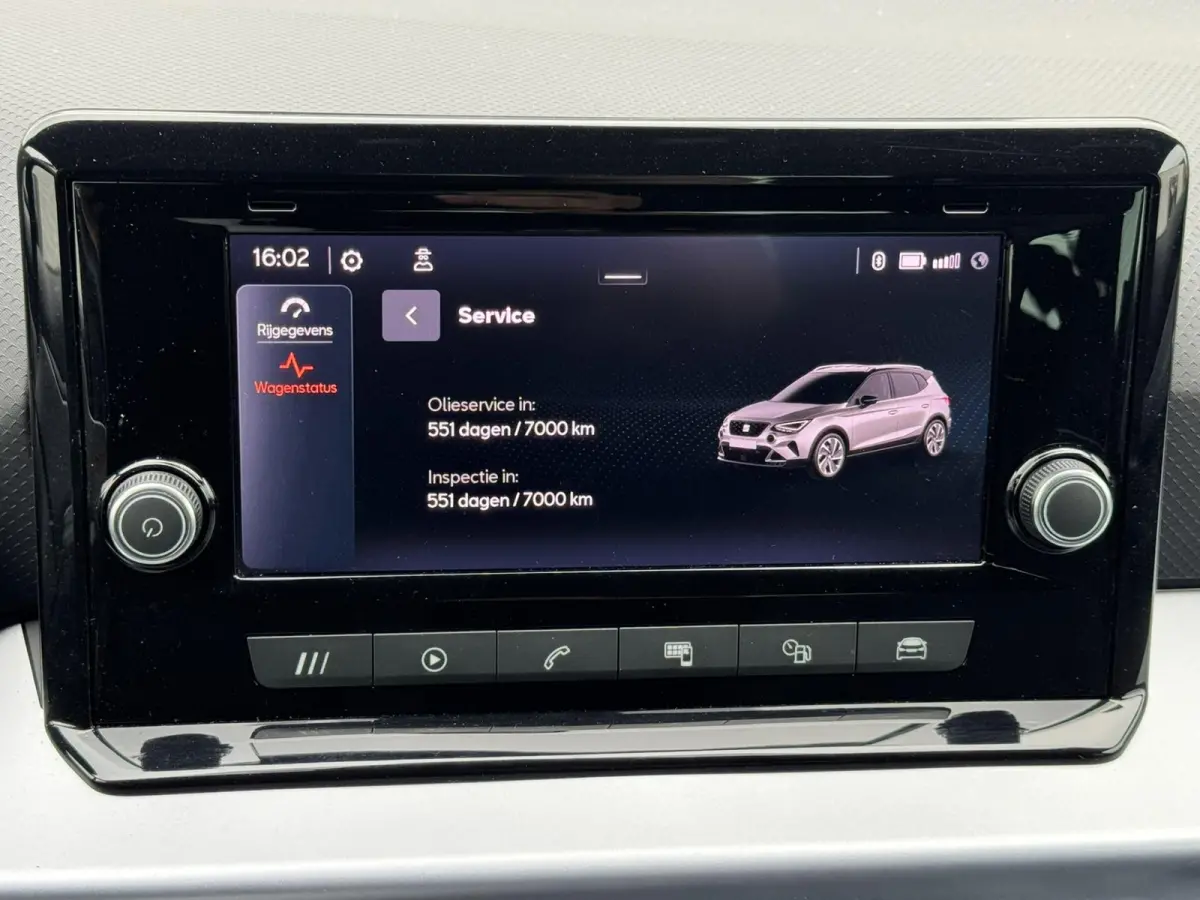 1.0 TSI FR Business Adaptive cruise Climate control Full LED Apple Carplay / Android Auto Link Parkeersensor achter