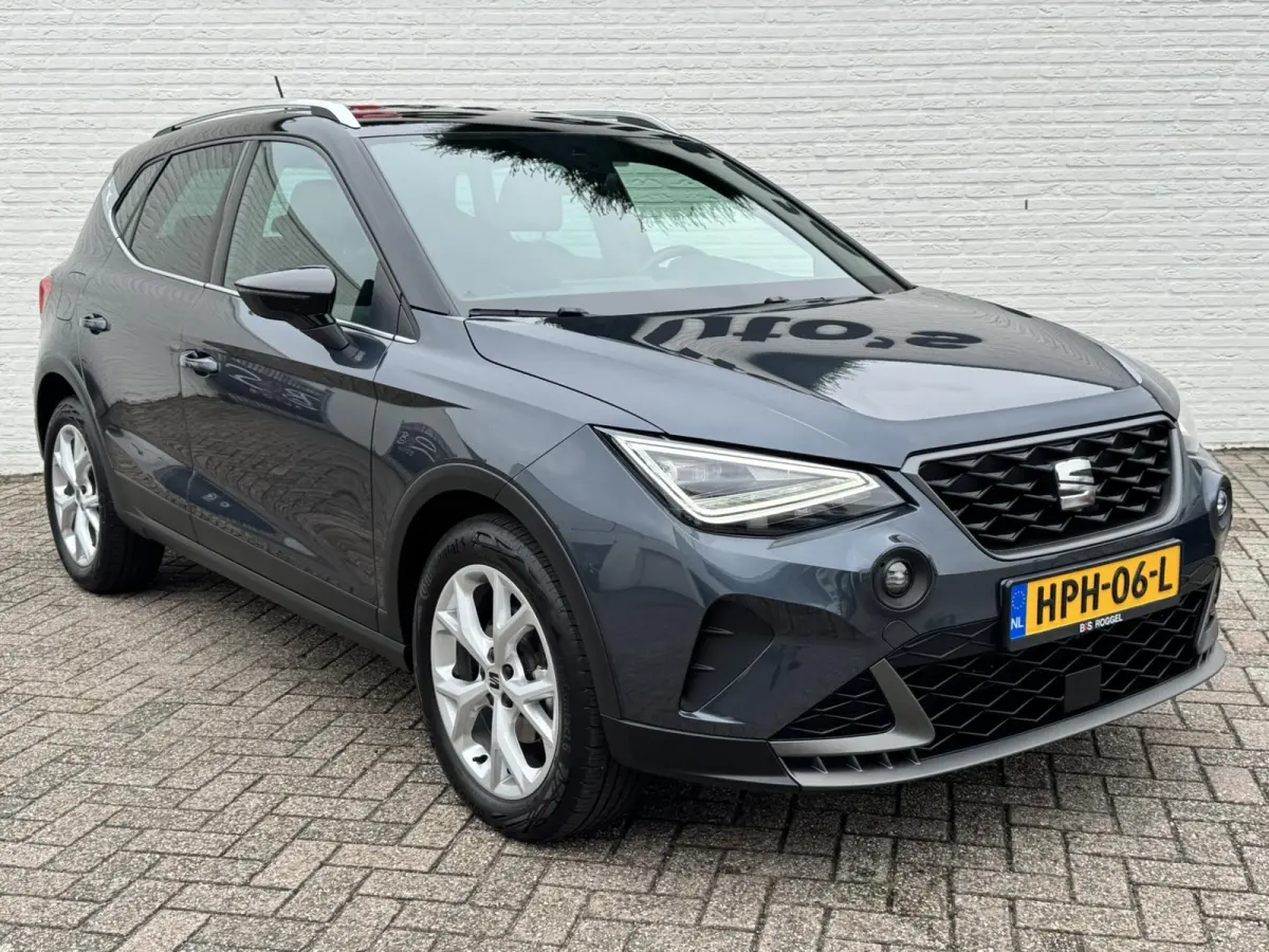 1.0 TSI FR Business Adaptive cruise Climate control Full LED Apple Carplay / Android Auto Link Parkeersensor achter