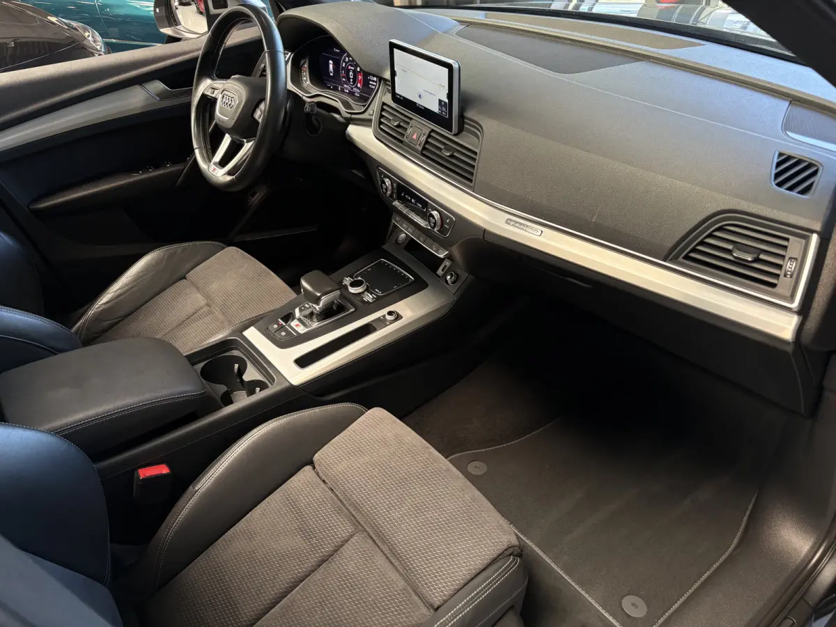 SQ5 3.0 TFSI SQ5 quattro Pro Line Plus Pano dak, B&O Audio, Luchtvering, Carplay
