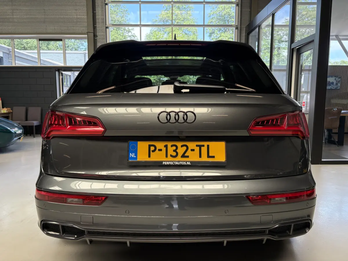 SQ5 3.0 TFSI SQ5 quattro Pro Line Plus Pano dak, B&O Audio, Luchtvering, Carplay
