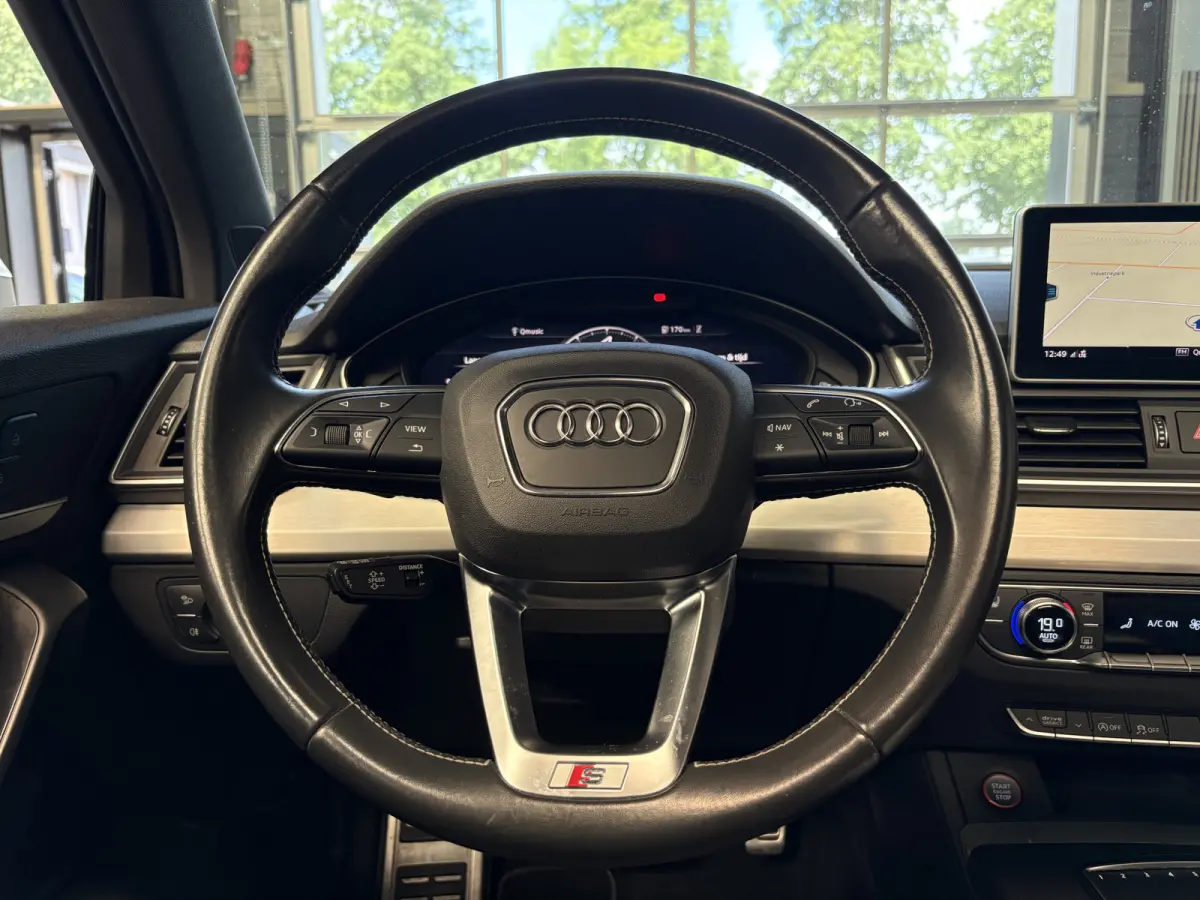 SQ5 3.0 TFSI SQ5 quattro Pro Line Plus Pano dak, B&O Audio, Luchtvering, Carplay