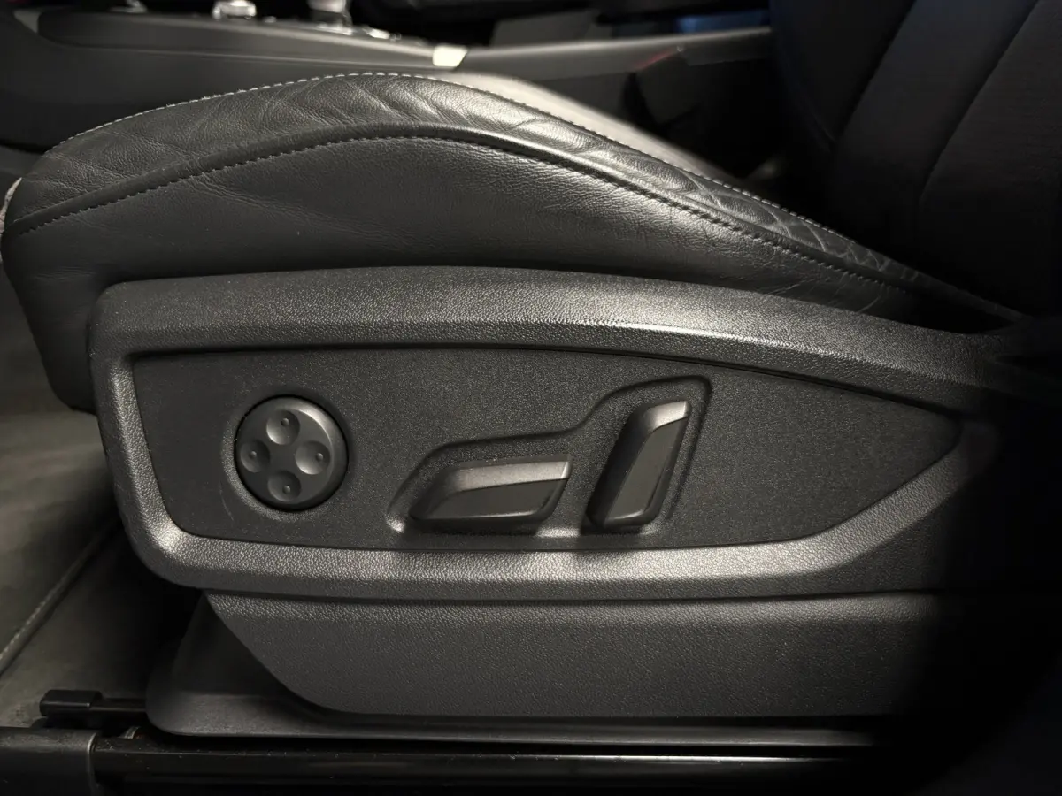 SQ5 3.0 TFSI SQ5 quattro Pro Line Plus Pano dak, B&O Audio, Luchtvering, Carplay