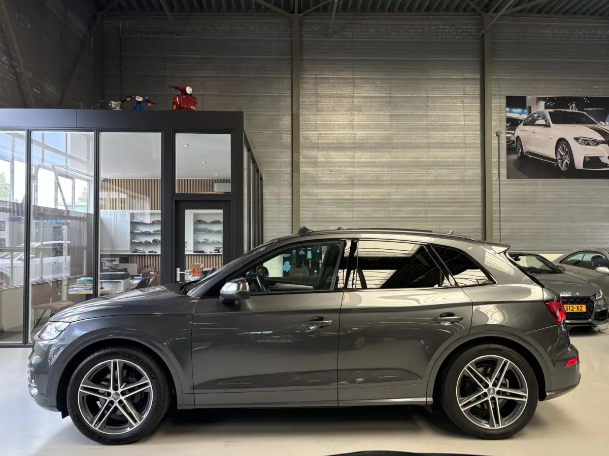 SQ5 3.0 TFSI SQ5 quattro Pro Line Plus Pano dak, B&O Audio, Luchtvering, Carplay