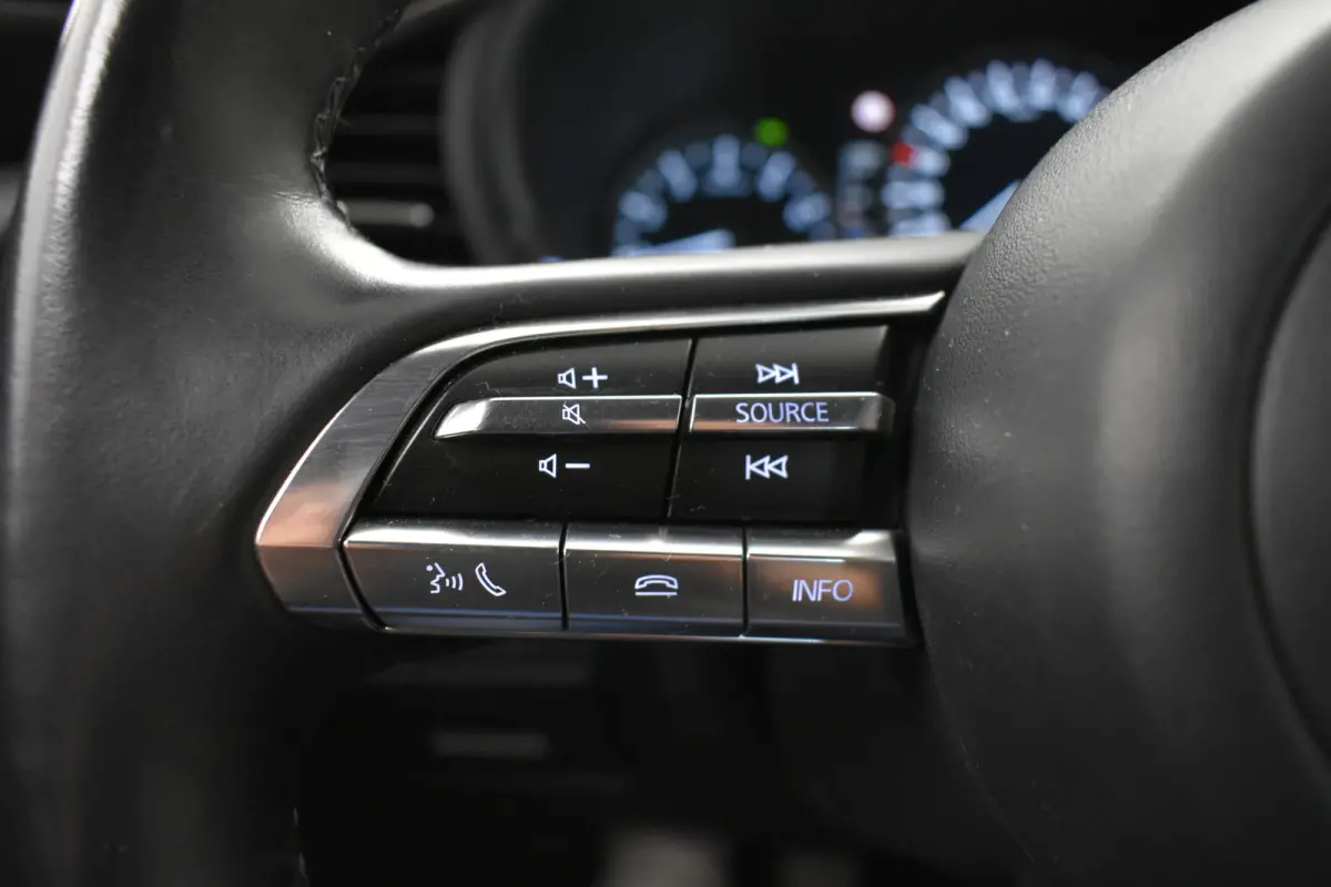 2.0 e-SkyActiv-X M Hybrid 195pk Camera Head-Up Cruise Dhoek Stoel + Stuur verw