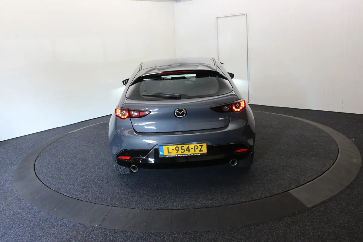 2.0 e-SkyActiv-X M Hybrid 195pk Camera Head-Up Cruise Dhoek Stoel + Stuur verw